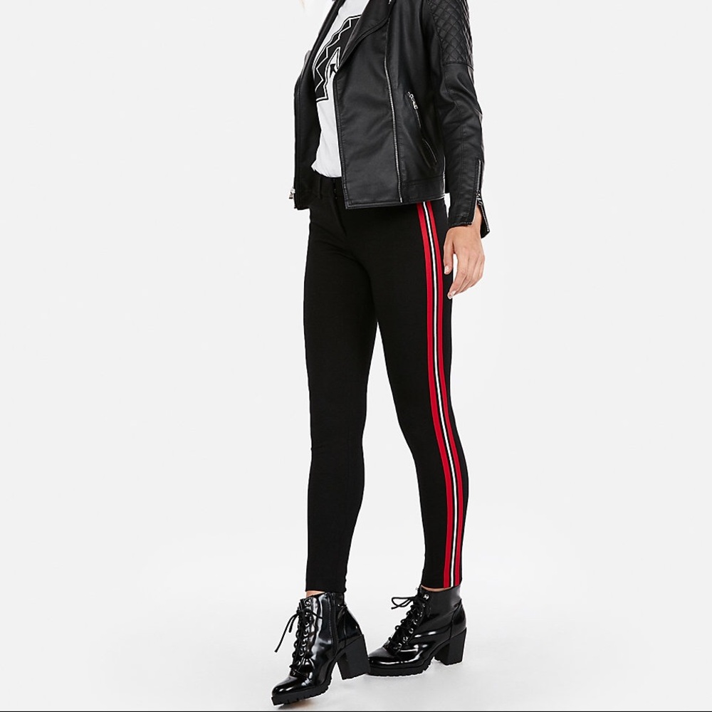 NWT Mid Rise Side Stripe Skinny Pant